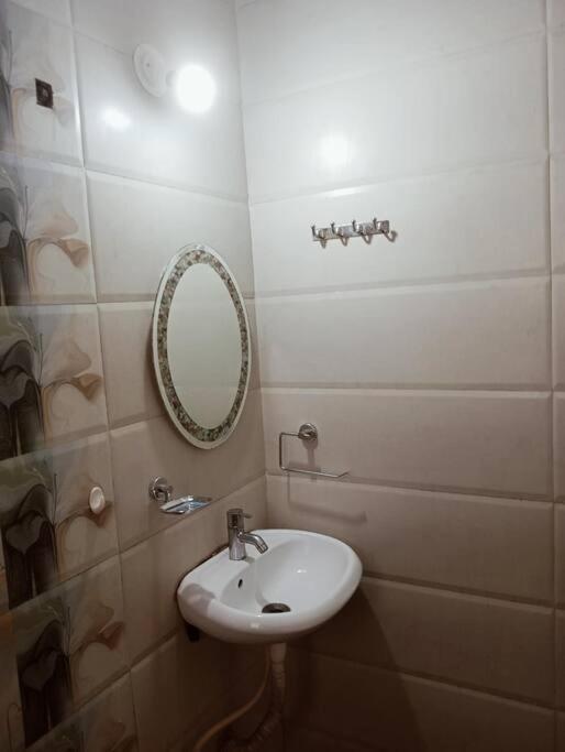 Apartment Eutopia A Zen Lounge Highstreet Ac Free Parking